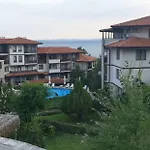 Sea Paradise شقة