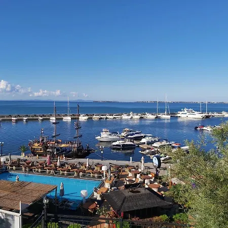 Sea Paradise شقة *